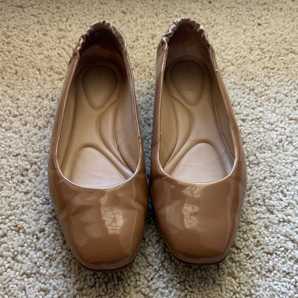 Elegant Brown Women's Flats